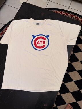 Fort Worth Cats White Short Sleeve Tee with Red and Blue Graphic 2XL